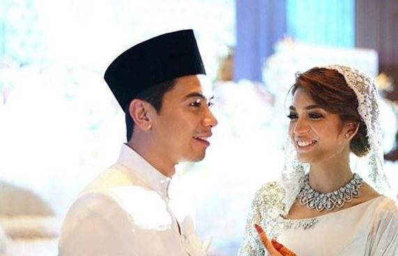 Gambar Nikah Amar Baharin dan Amyra Rosli 11 November